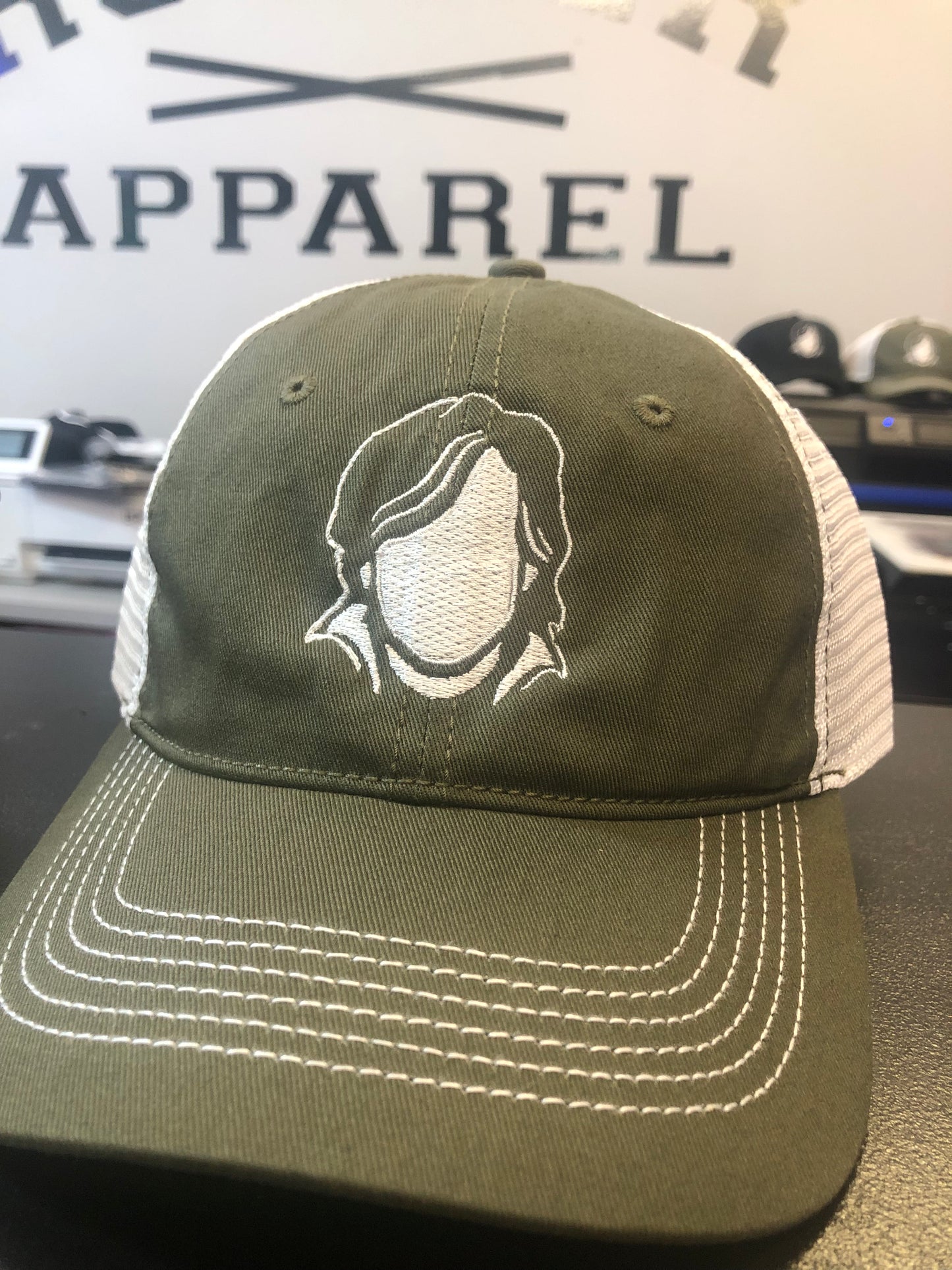 AMERICAN FOOLS BAND - GREEN AND WHITE TRUCKER CAP